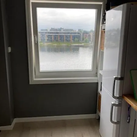 Stayplus Riverview Apartment *