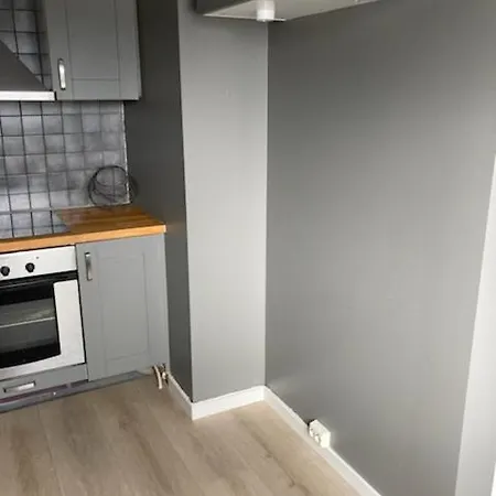 Stayplus Riverview Apartment *